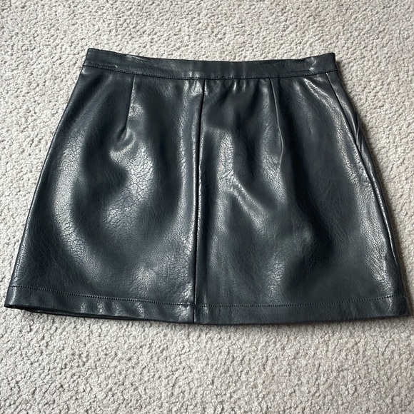 Leather Mini Skirt Small with zipper down front middle - Picture 2 of 2
